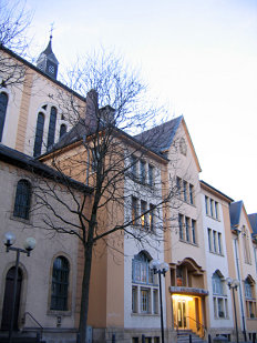 Building that houses the Cinémathèque Municipale theatre
