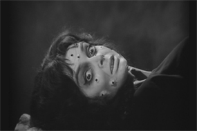 Barbara Steele in La Maschera del Demonio